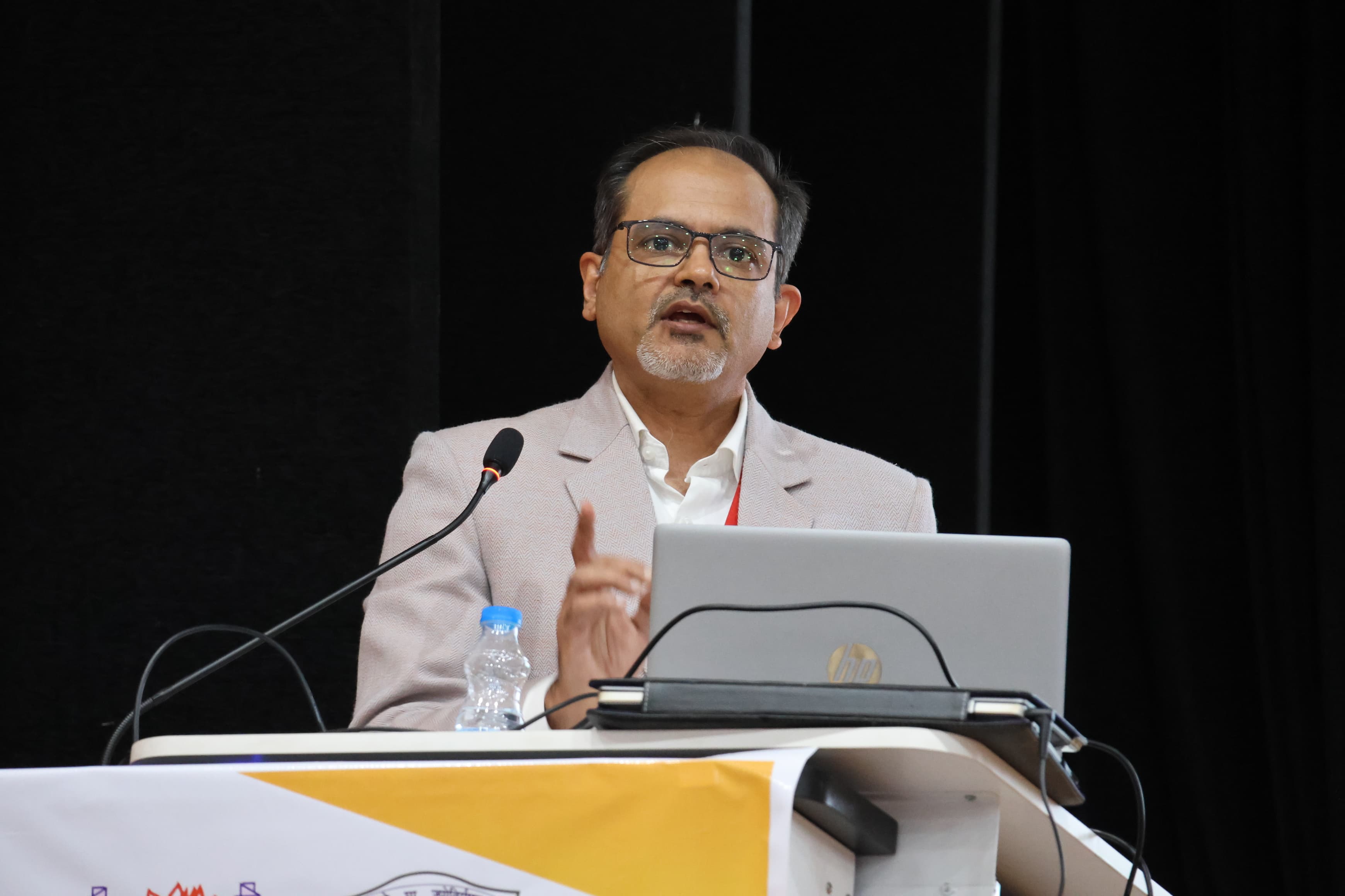 dr. sowrabh arora